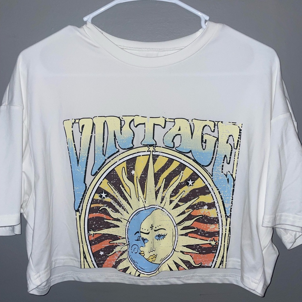 Cropped Graphic Tee